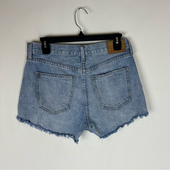 Aritzia Denim Forum Ex Boyfriend Short Raw Hem Size 27 - Picture 5 of 8